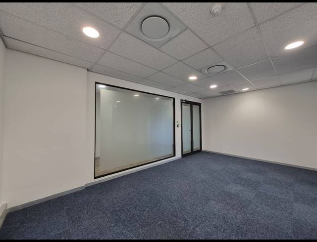 241M² OFFICE TO LET IN DUNKELD